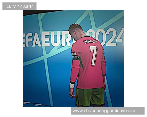 足球明星正脸照展现他们的风采与魅力,感受球场背后的故事与激情 足球明星正脸照展现他们的风采与魅力,感受球场背后的故事与激情