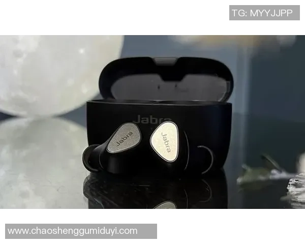 足球明星无线耳机引领潮流运动科技体验畅享激情与音乐的完美结合 足球明星无线耳机引领潮流运动科技体验畅享激情与音乐的完美结合