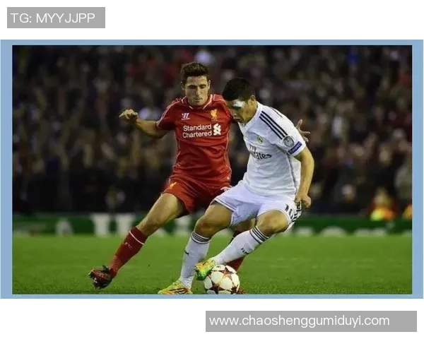 足球明星身体数据全解析体型与运动表现的完美结合揭秘 足球明星身体数据全解析体型与运动表现的完美结合揭秘